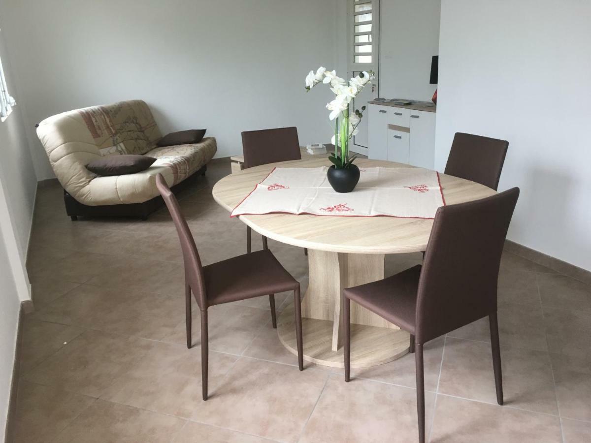 La Case A Malou Apartment Marigot Bagian luar foto